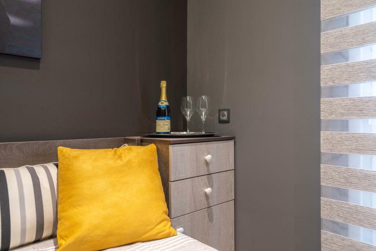 Cool Style Private Apartments Athens Exterior photo